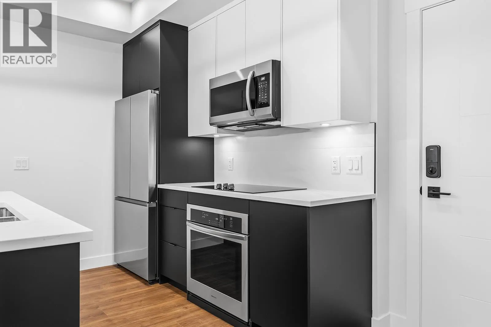 1280 Sutherland Avenue Unit# 404