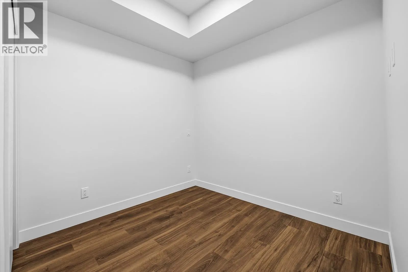 1280 Sutherland Avenue Unit# 404