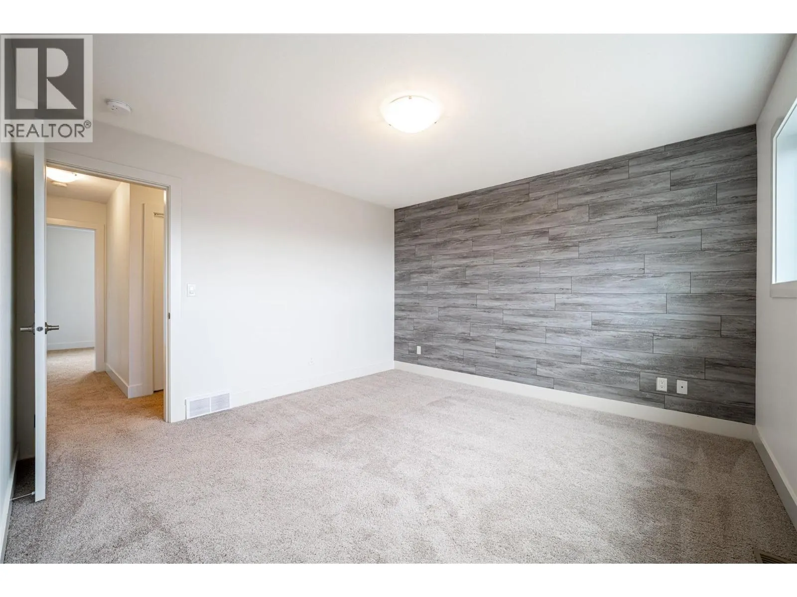 933 Mt Robson Place Unit# 55