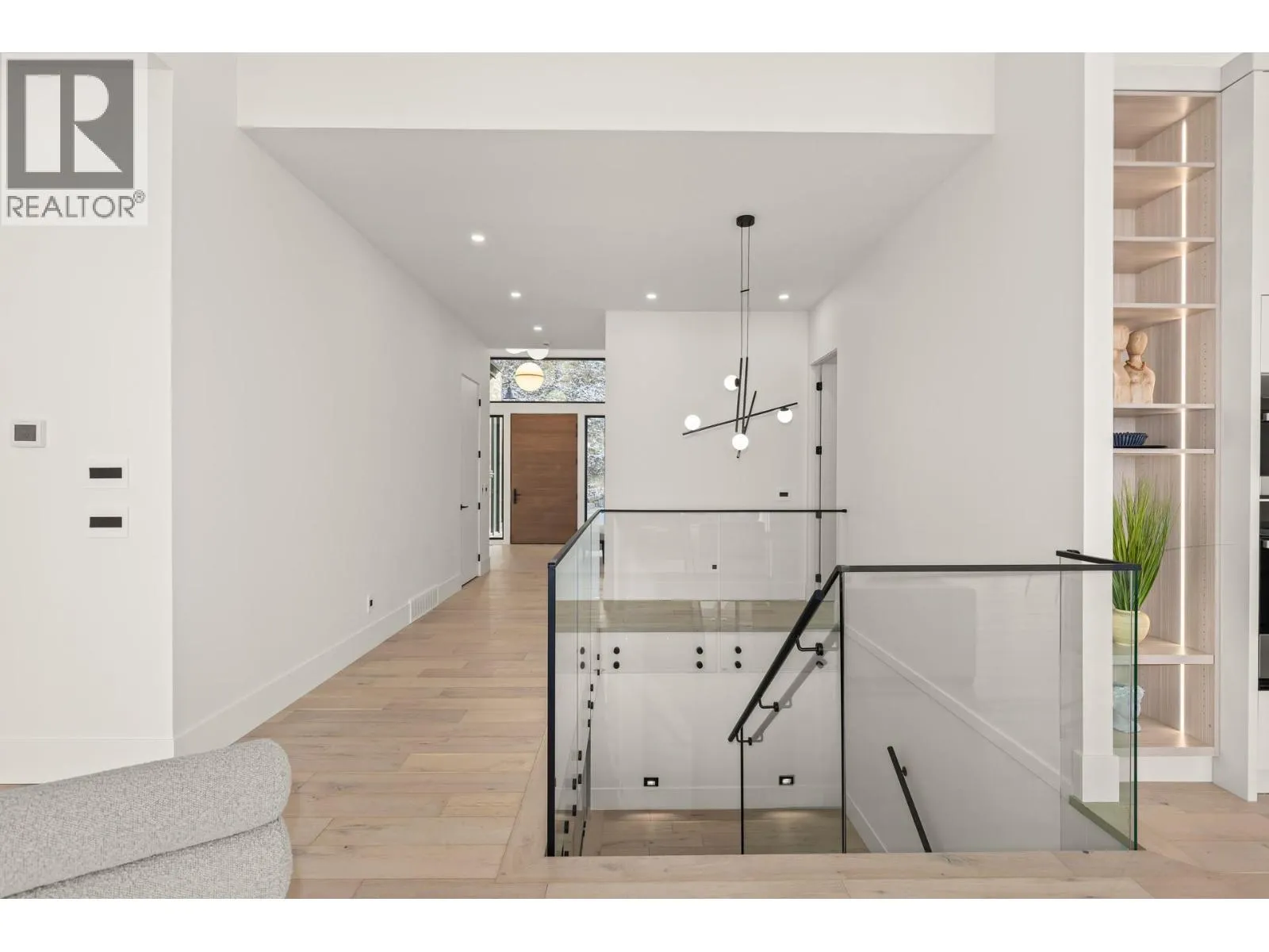 5584 Upper Mission Court