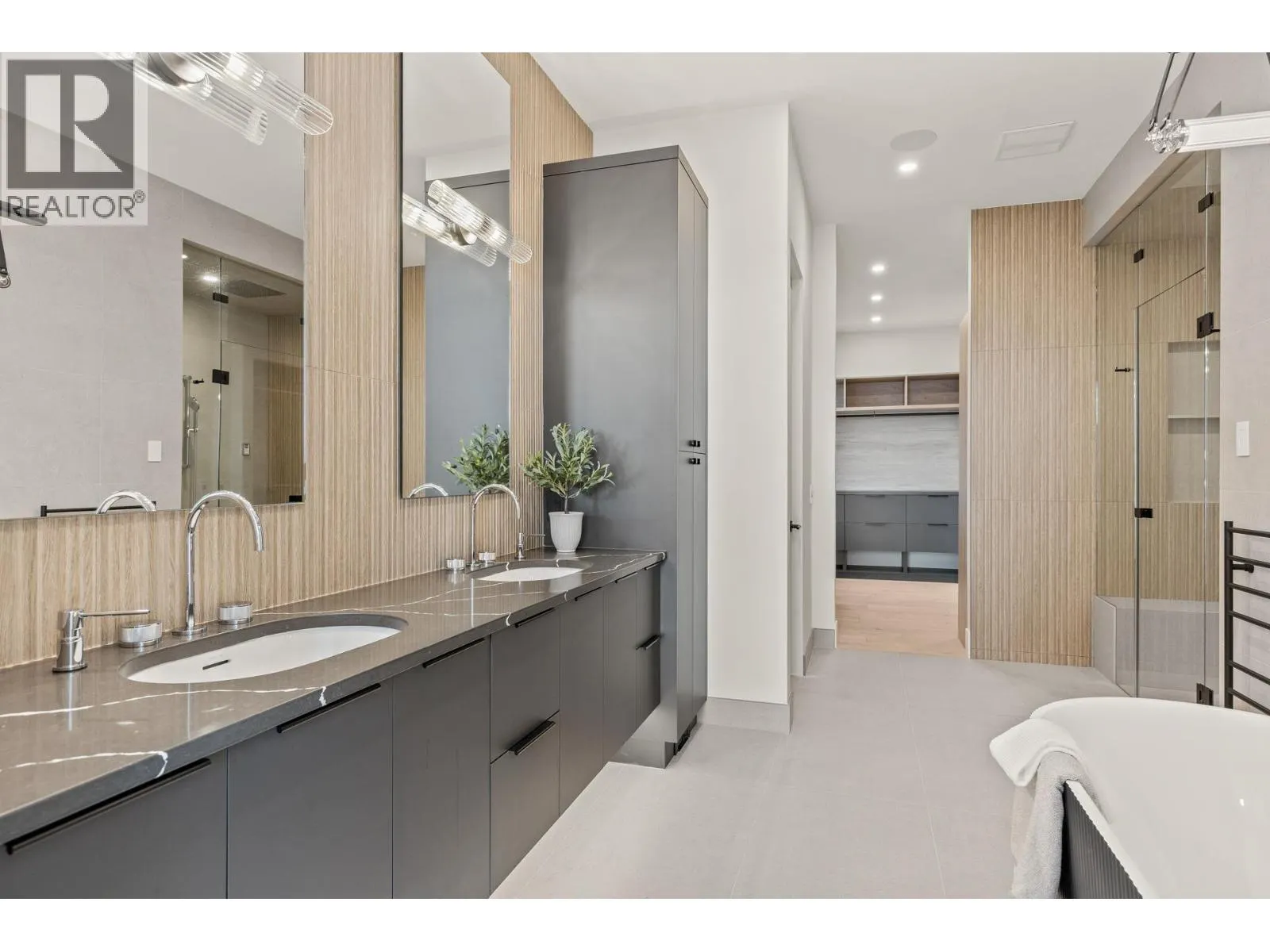 5584 Upper Mission Court