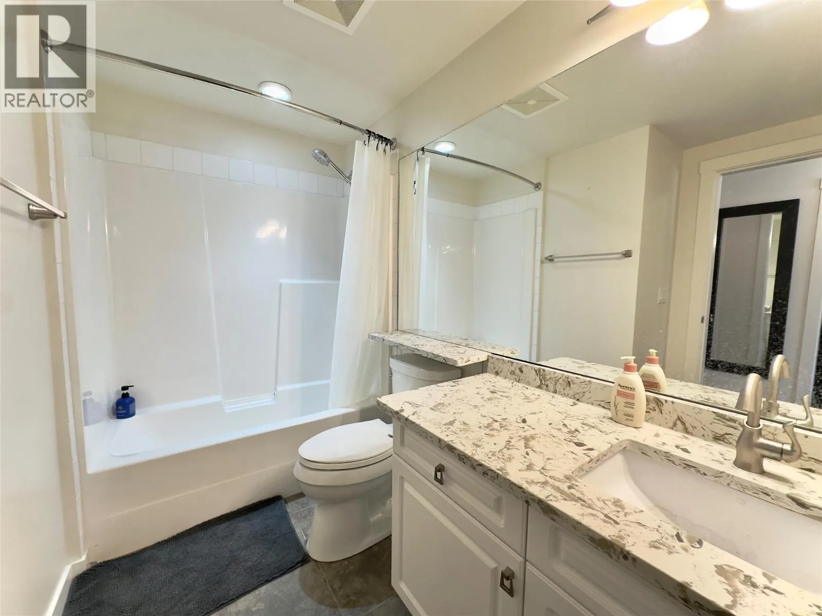 3550 Woodsdale Road Unit# 105