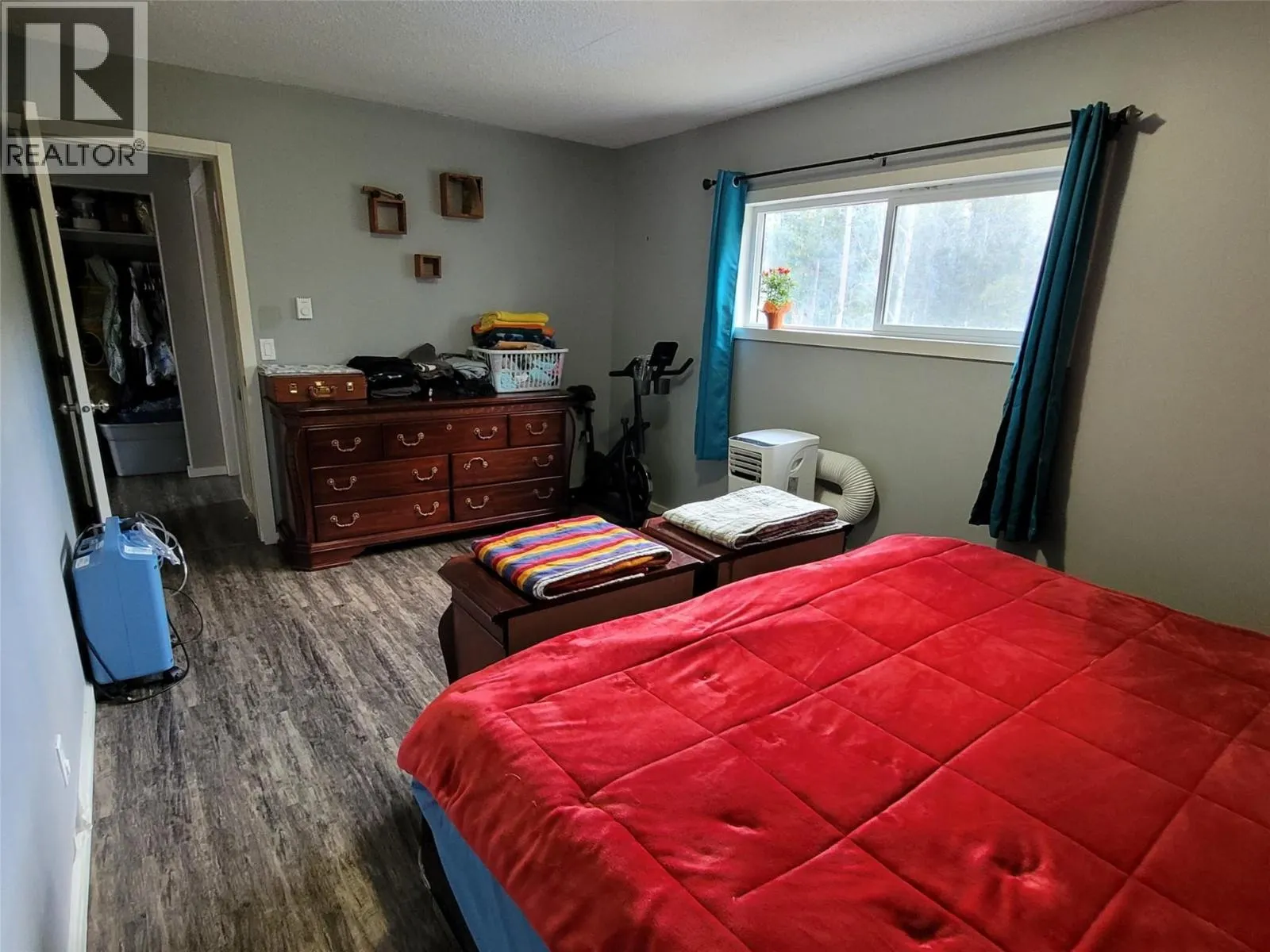 15 LODGE Drive
