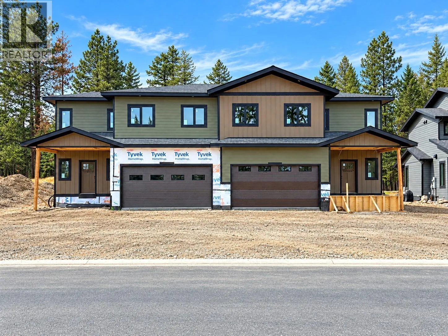 421 Wildstone Close N Unit# 3