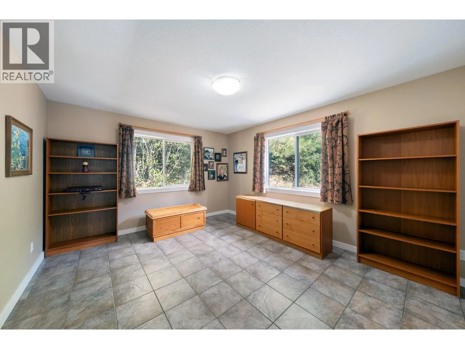 1249 Creighton Valley Road
