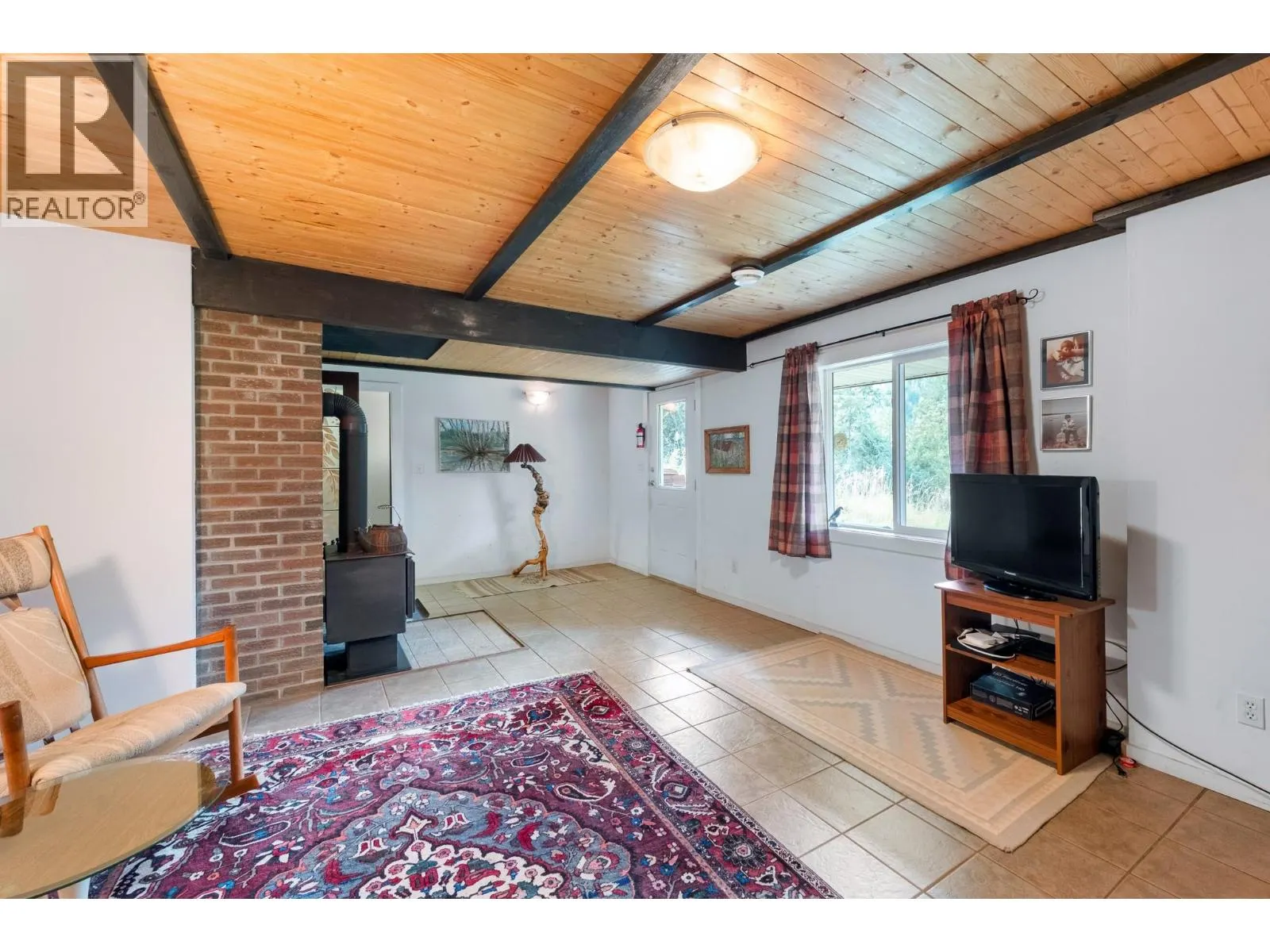 1249 Creighton Valley Road
