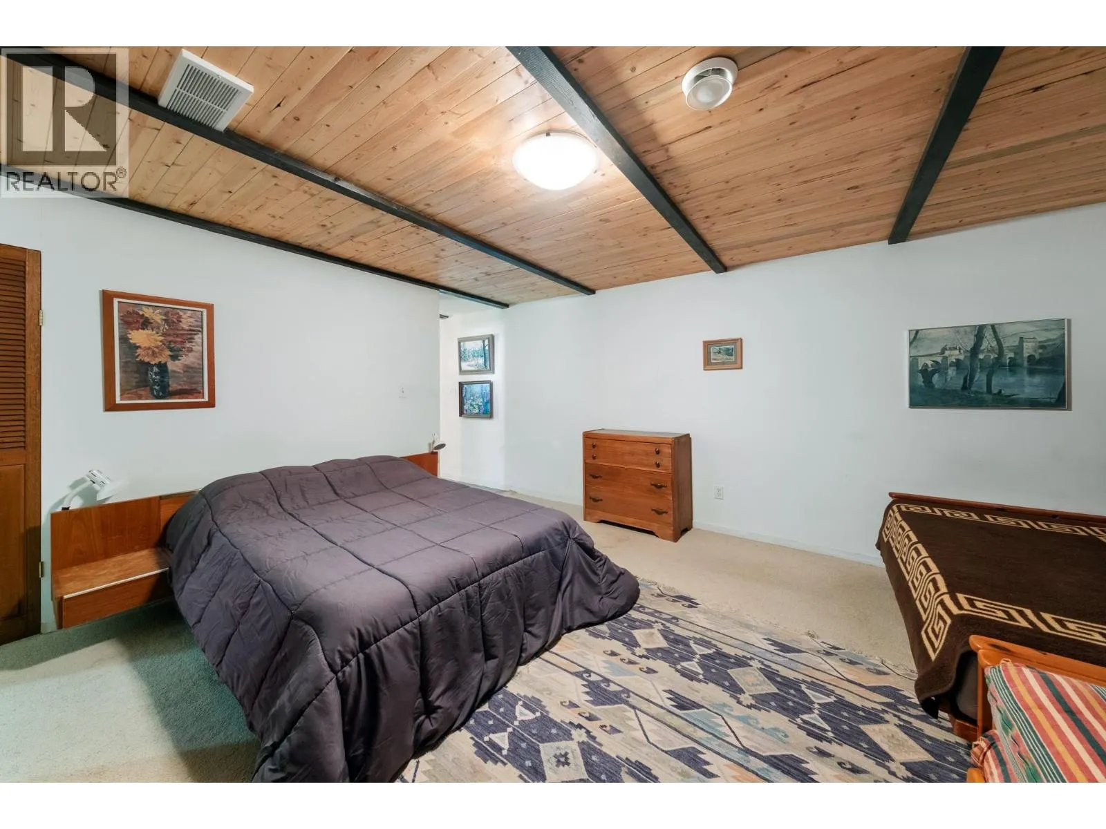 1249 Creighton Valley Road