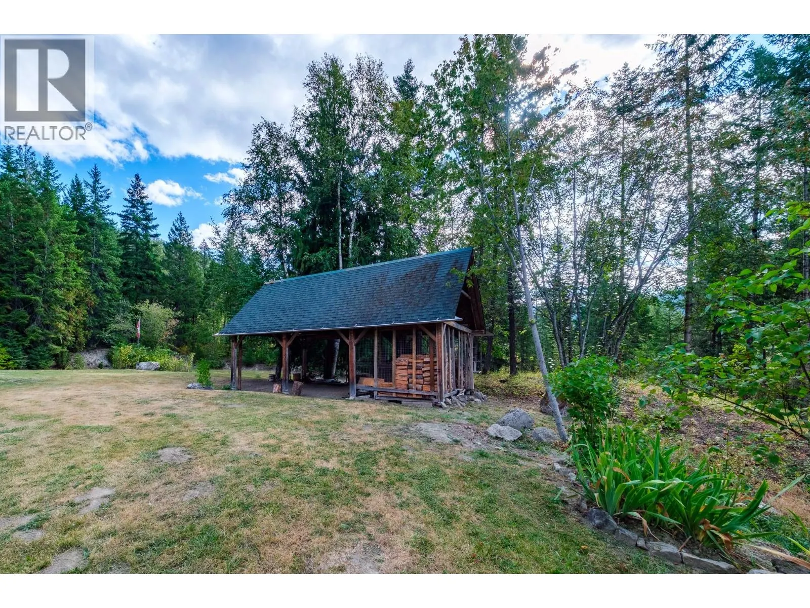 1249 Creighton Valley Road