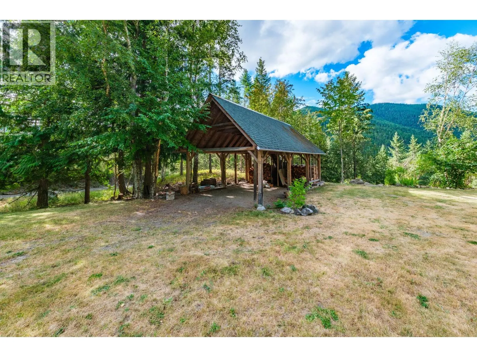 1249 Creighton Valley Road