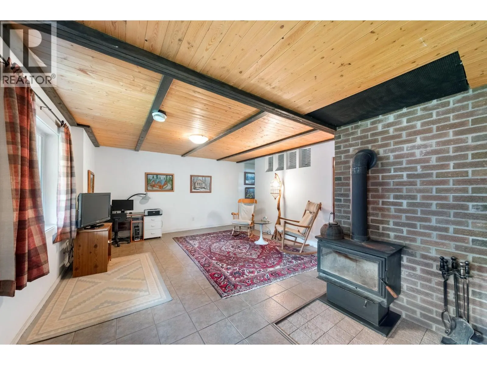 1249 Creighton Valley Road
