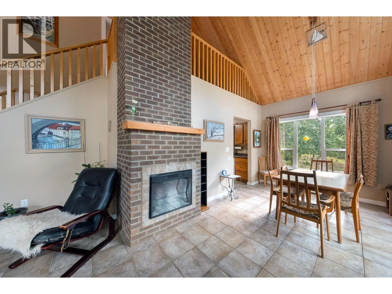 1249 Creighton Valley Road