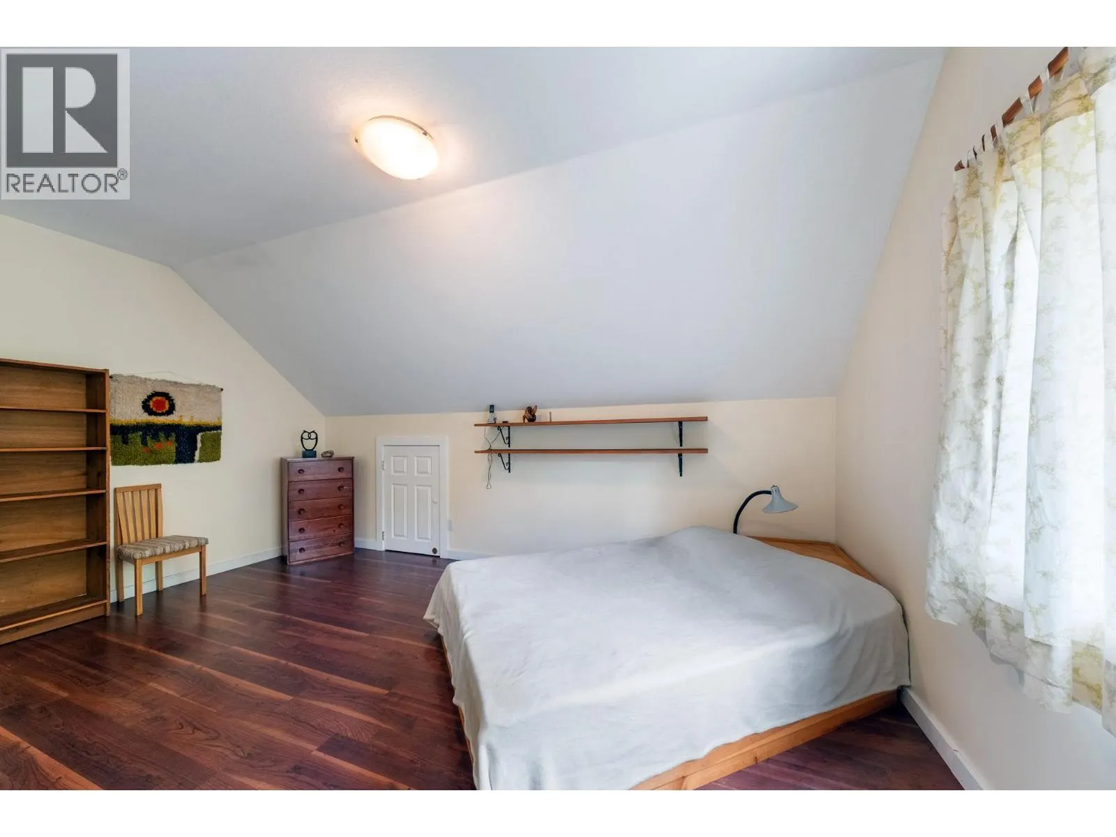 1249 Creighton Valley Road