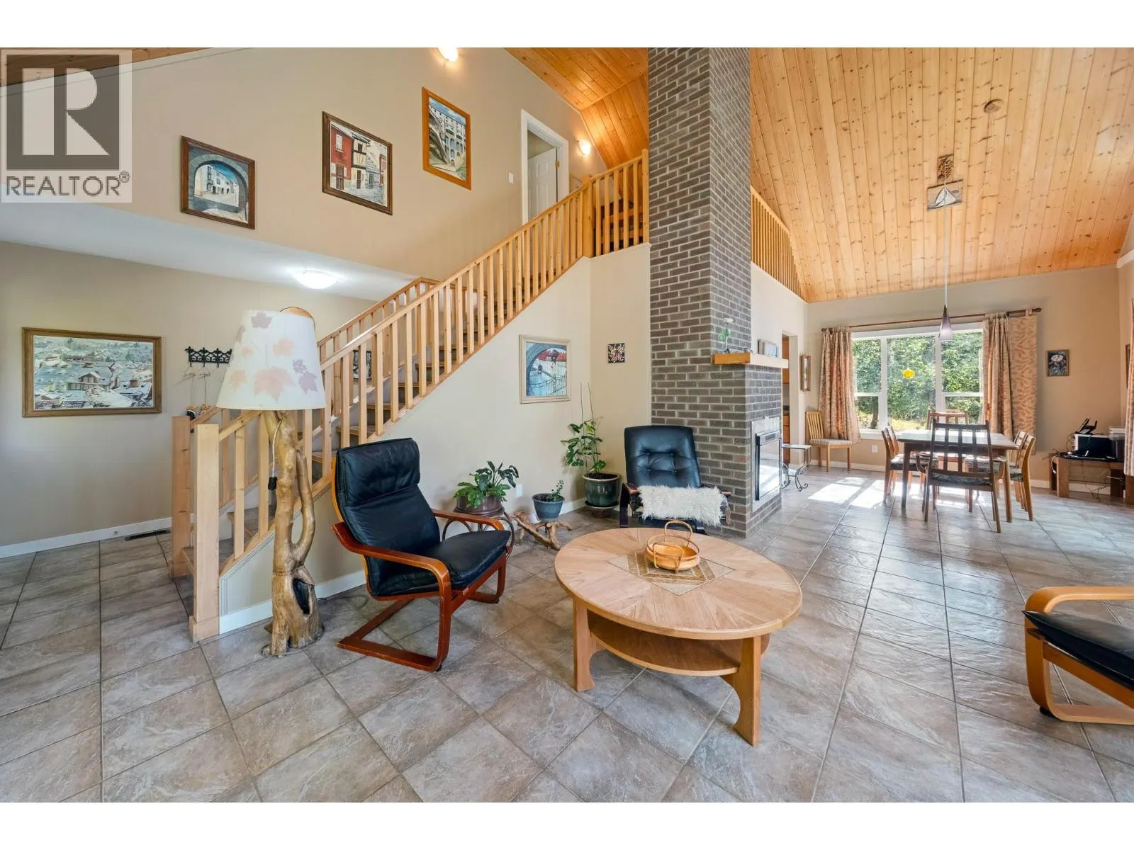 1249 Creighton Valley Road