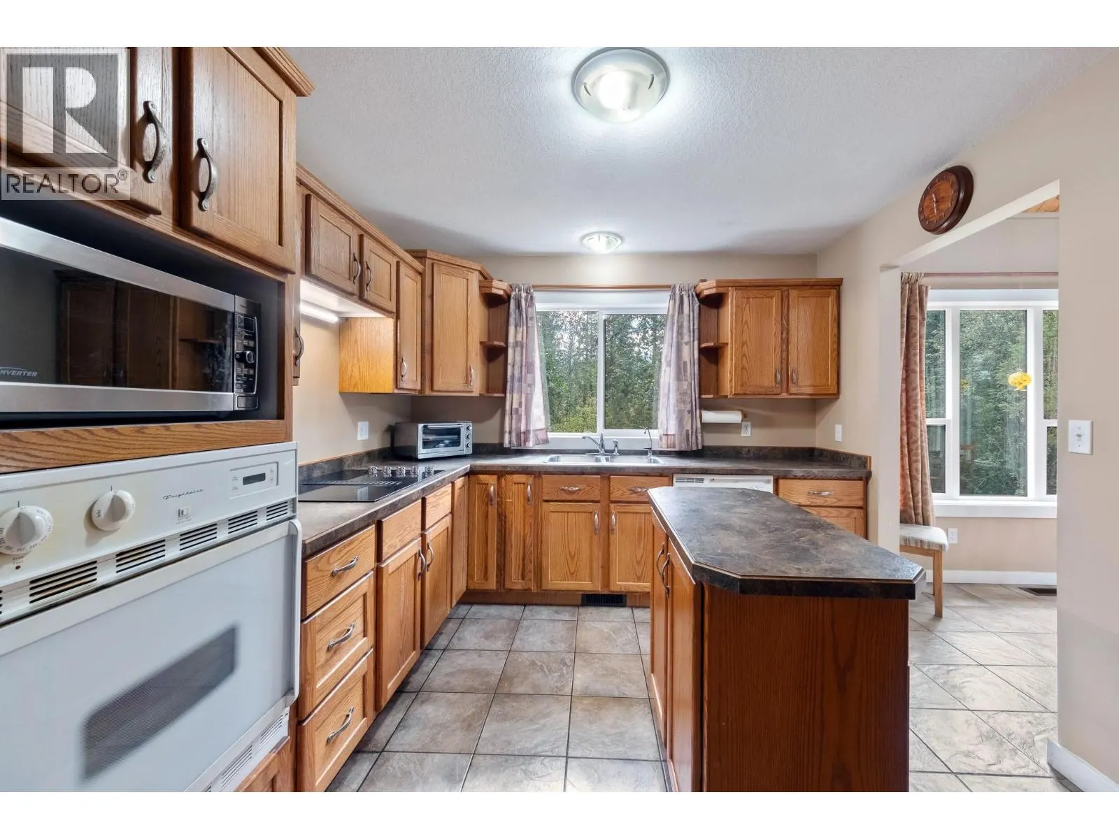 1249 Creighton Valley Road