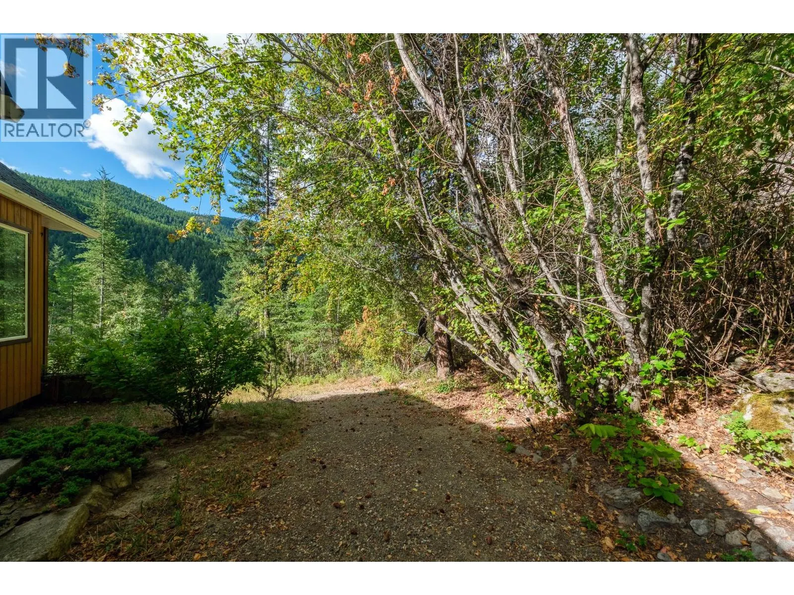 1249 Creighton Valley Road