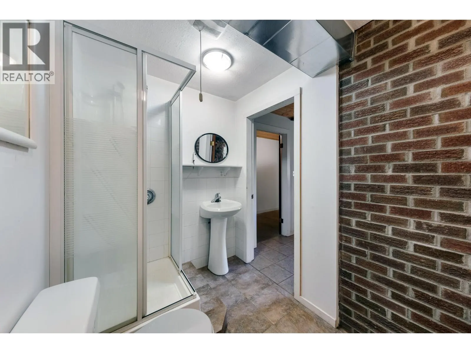 1249 Creighton Valley Road