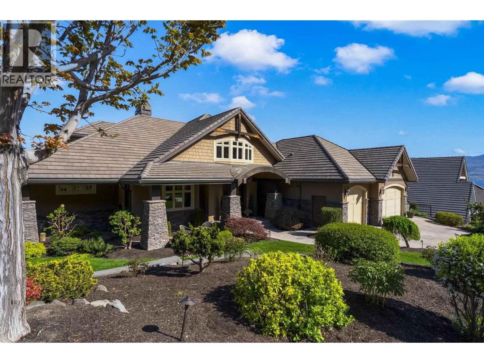 2583 Lucinde Road