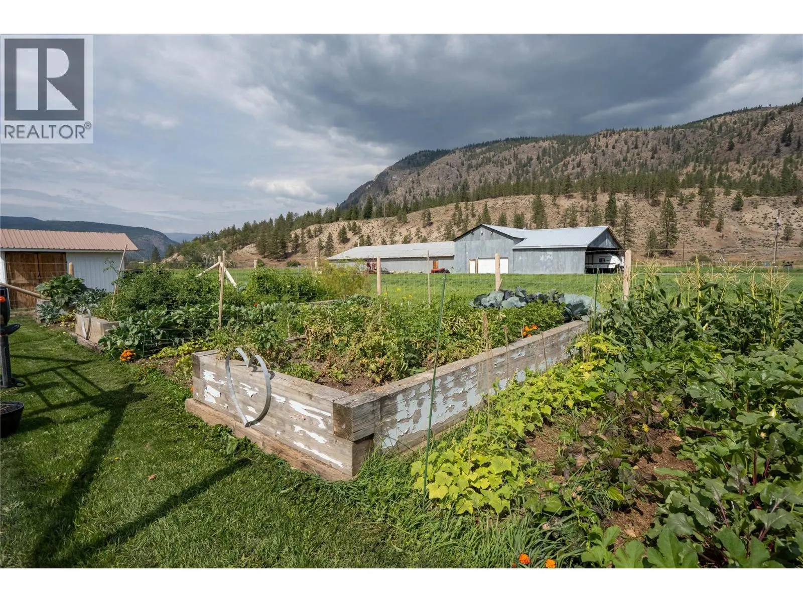 2328 Willgoose Road