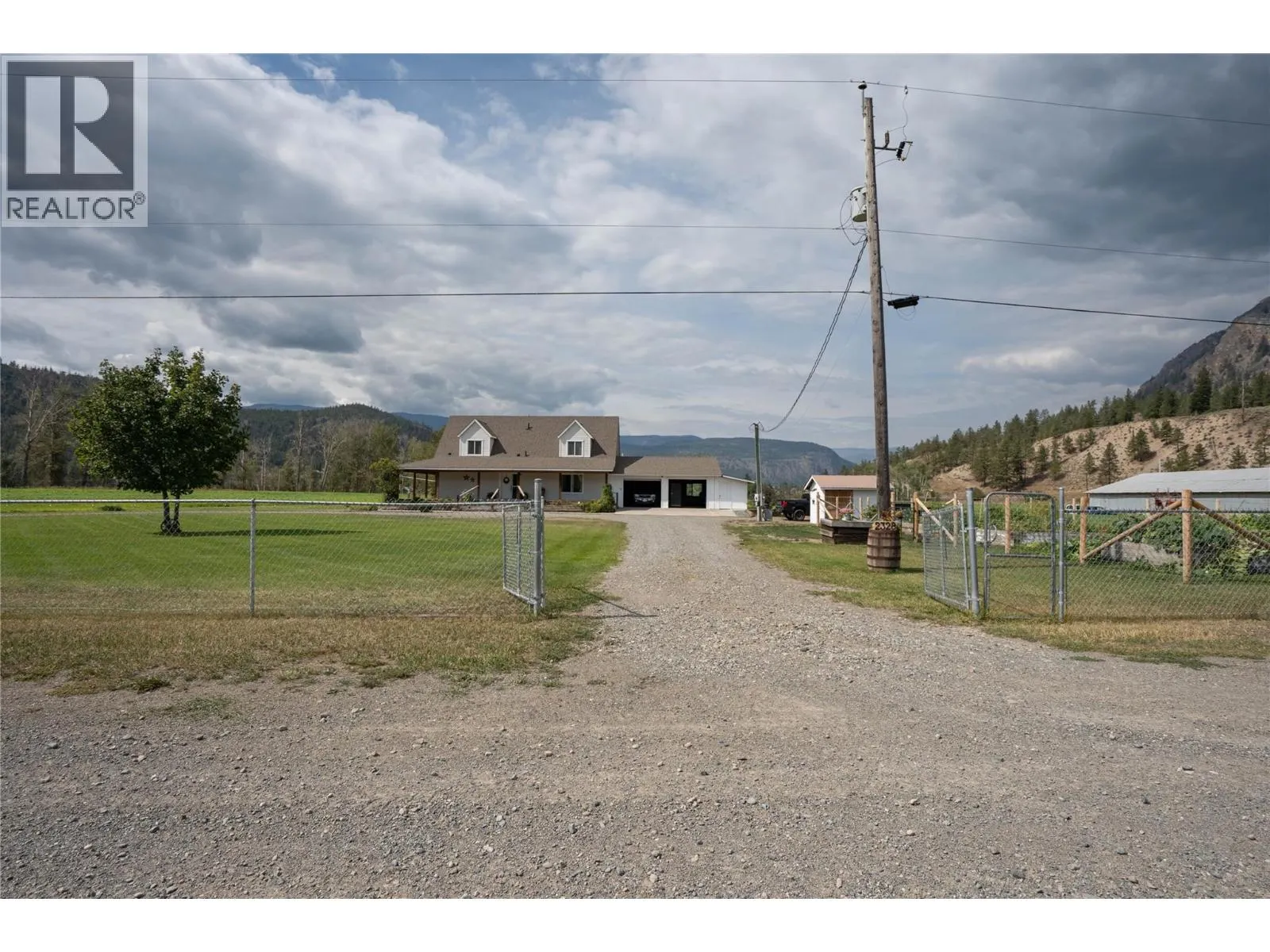 2328 Willgoose Road