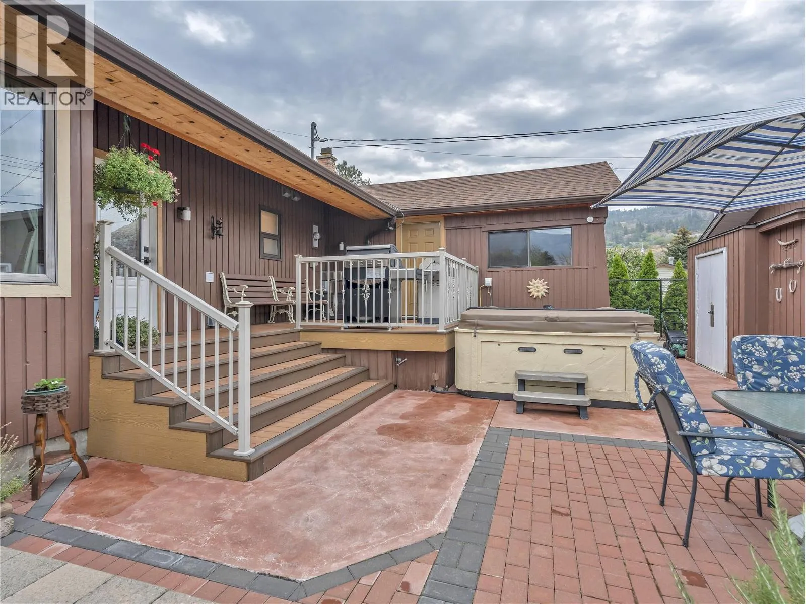 146 YORKTON Avenue