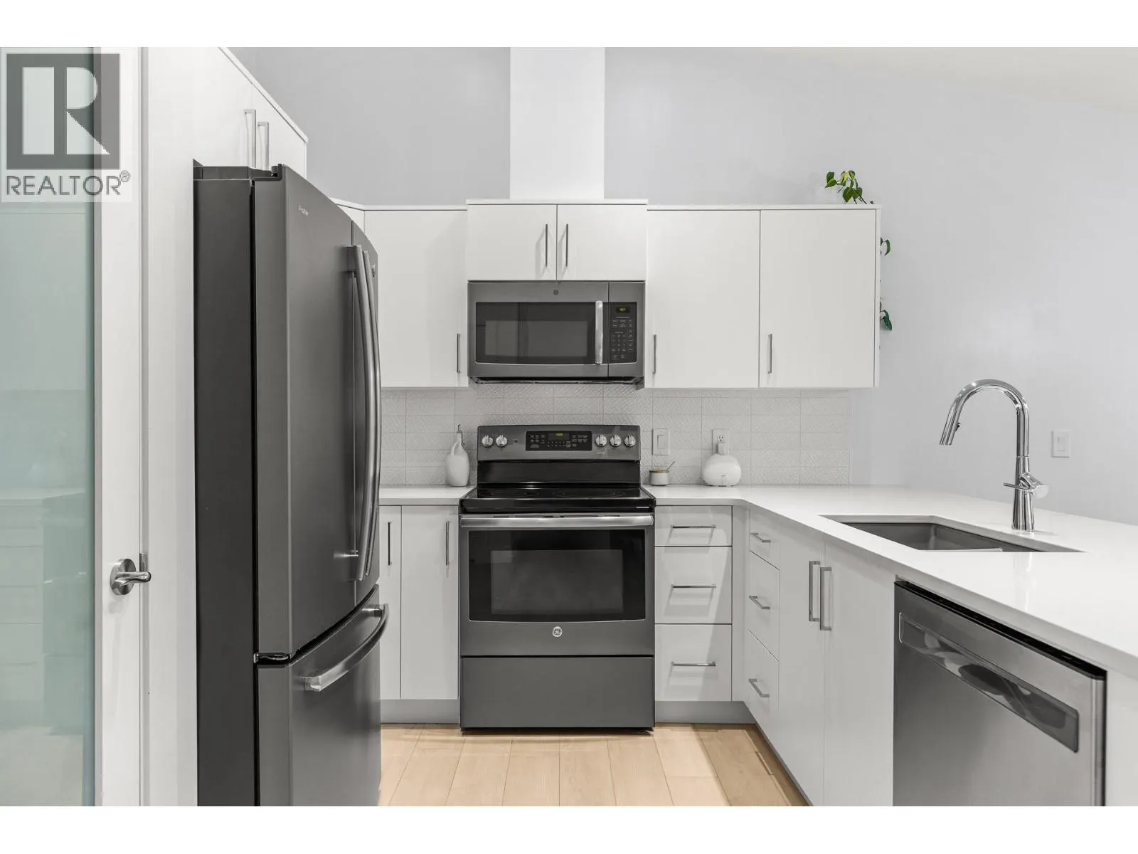 225 Glen Park Drive Unit# 20