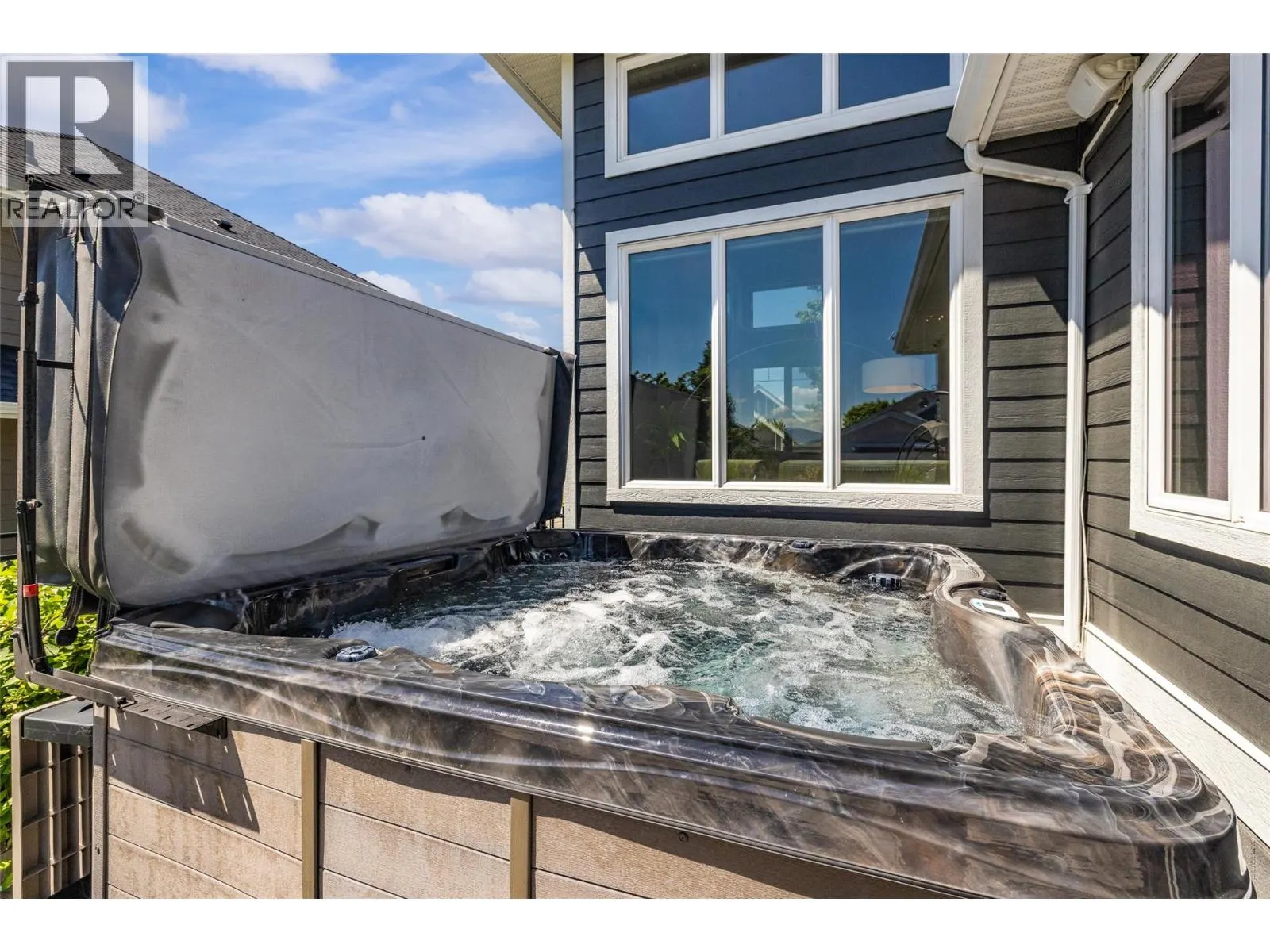 147 Skyland Drive