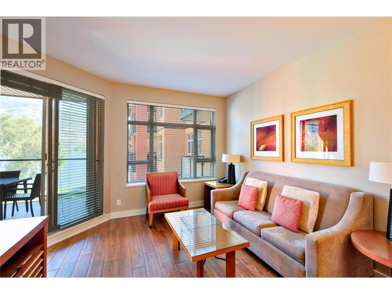 15 PARK Place Unit# 334