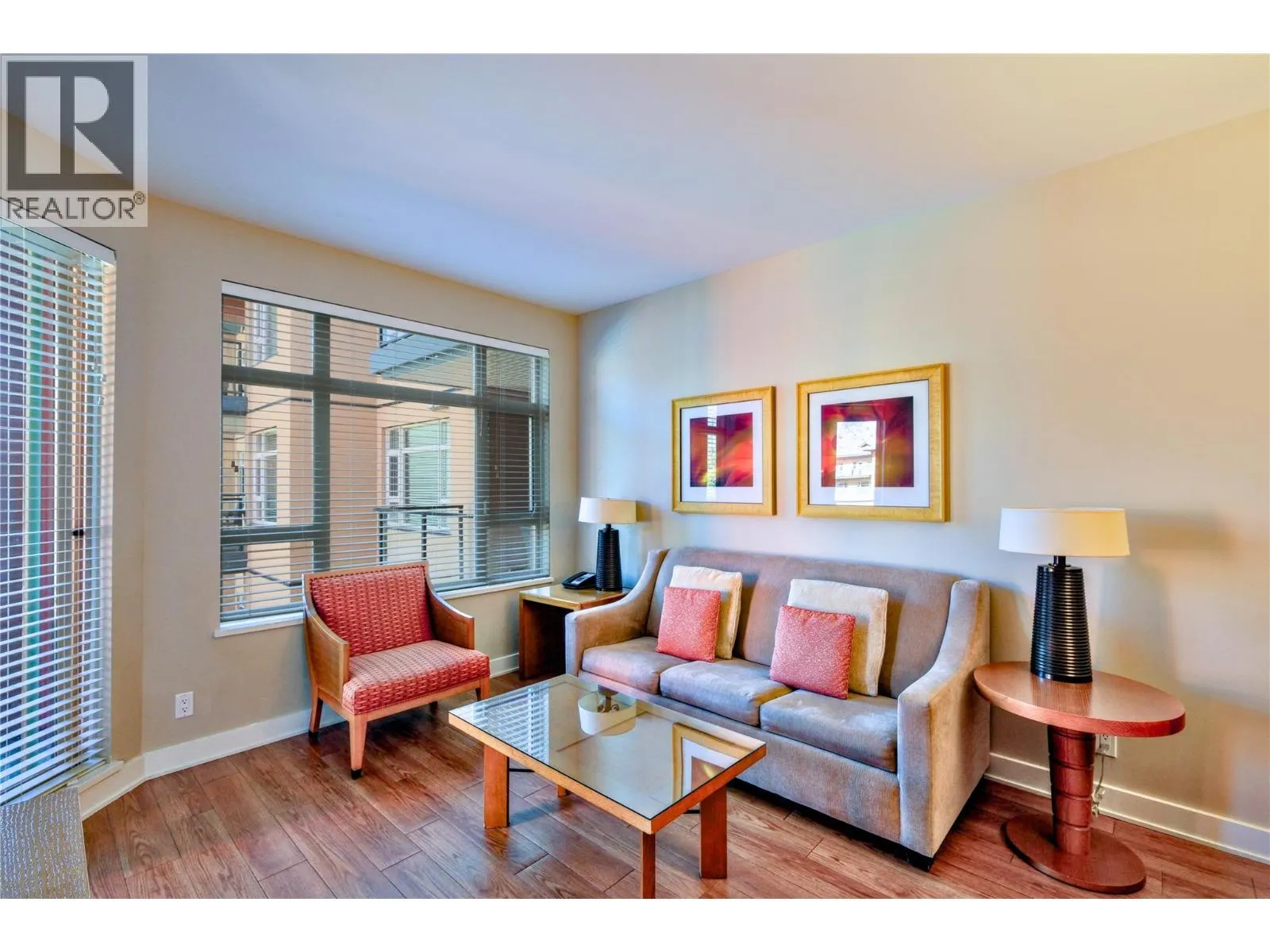 15 PARK Place Unit# 334