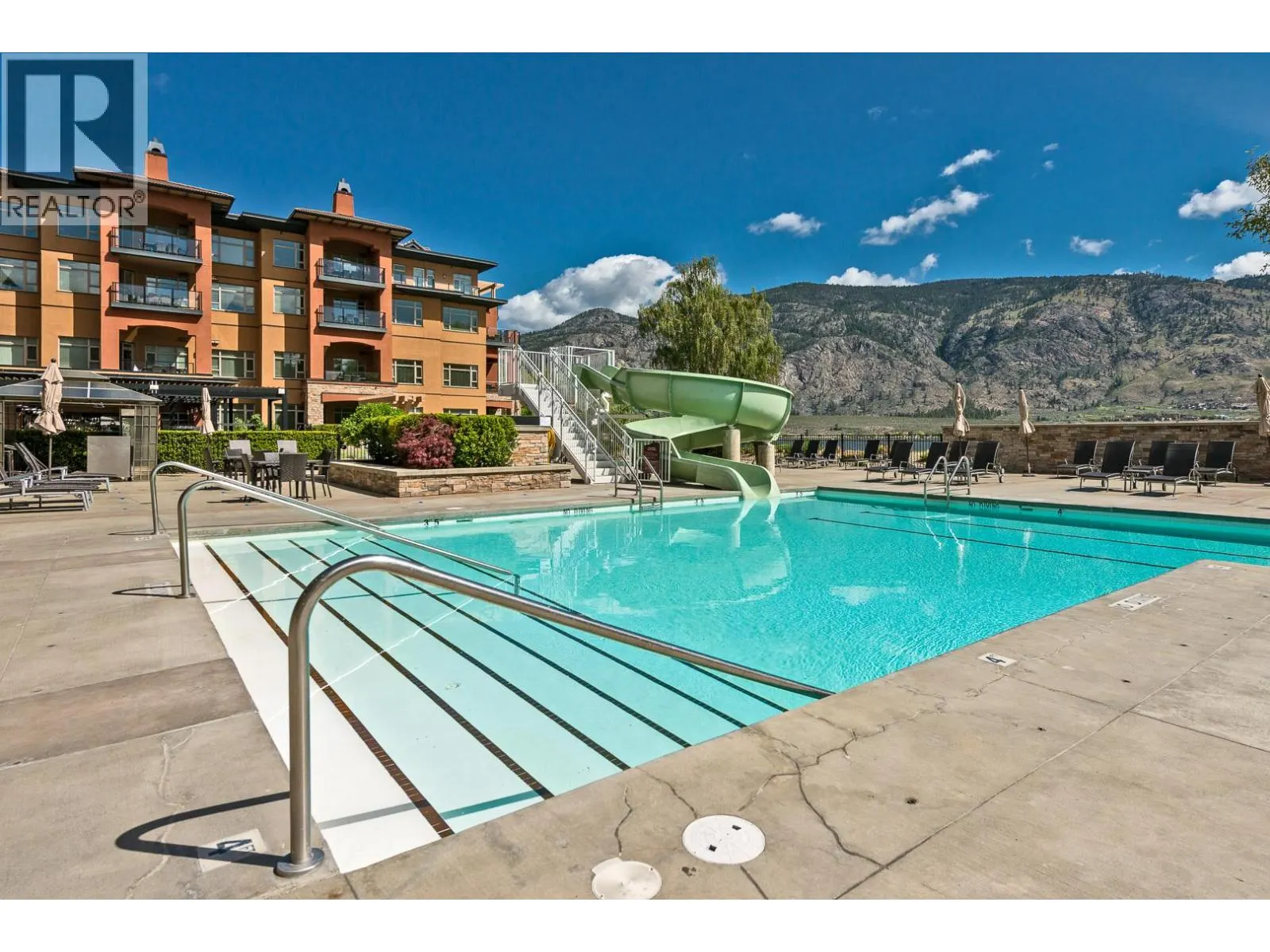 15 PARK Place Unit# 334