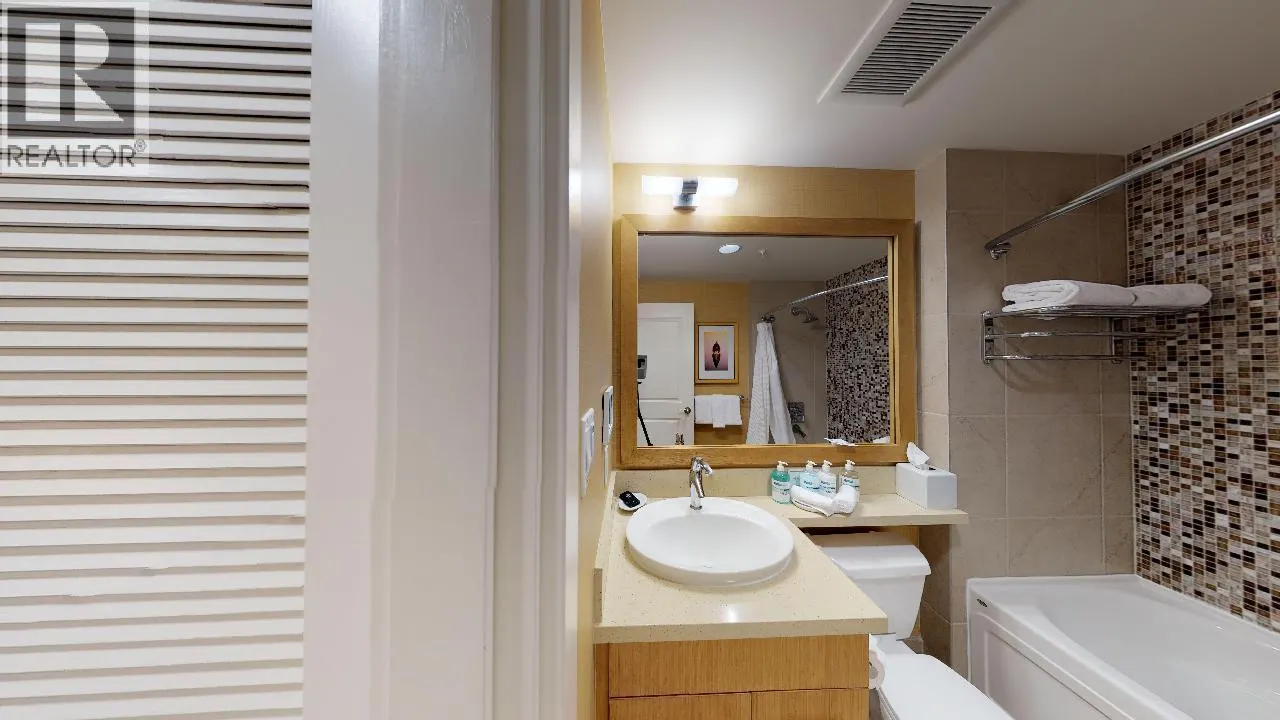 15 PARK Place Unit# 334