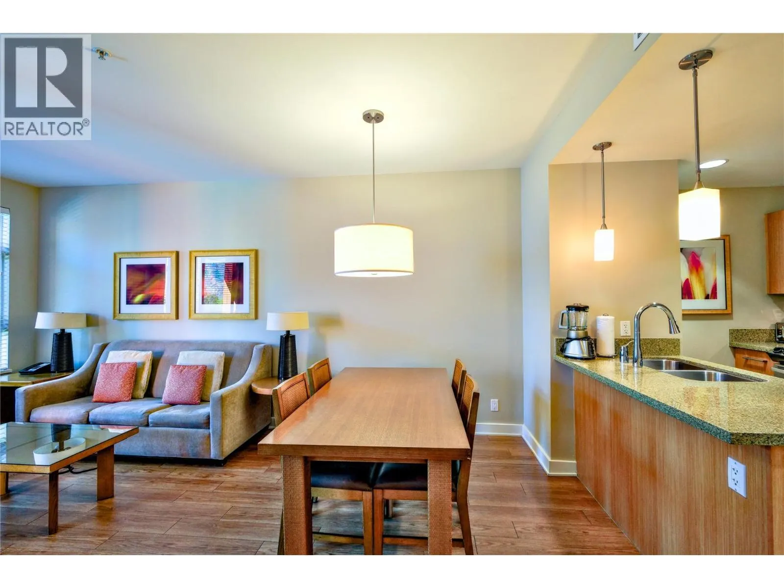 15 PARK Place Unit# 334