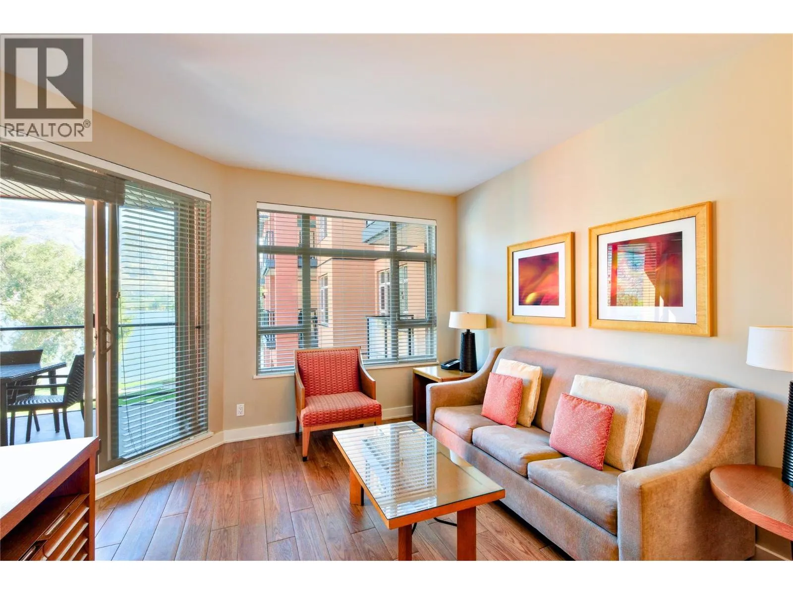 15 PARK Place Unit# 334