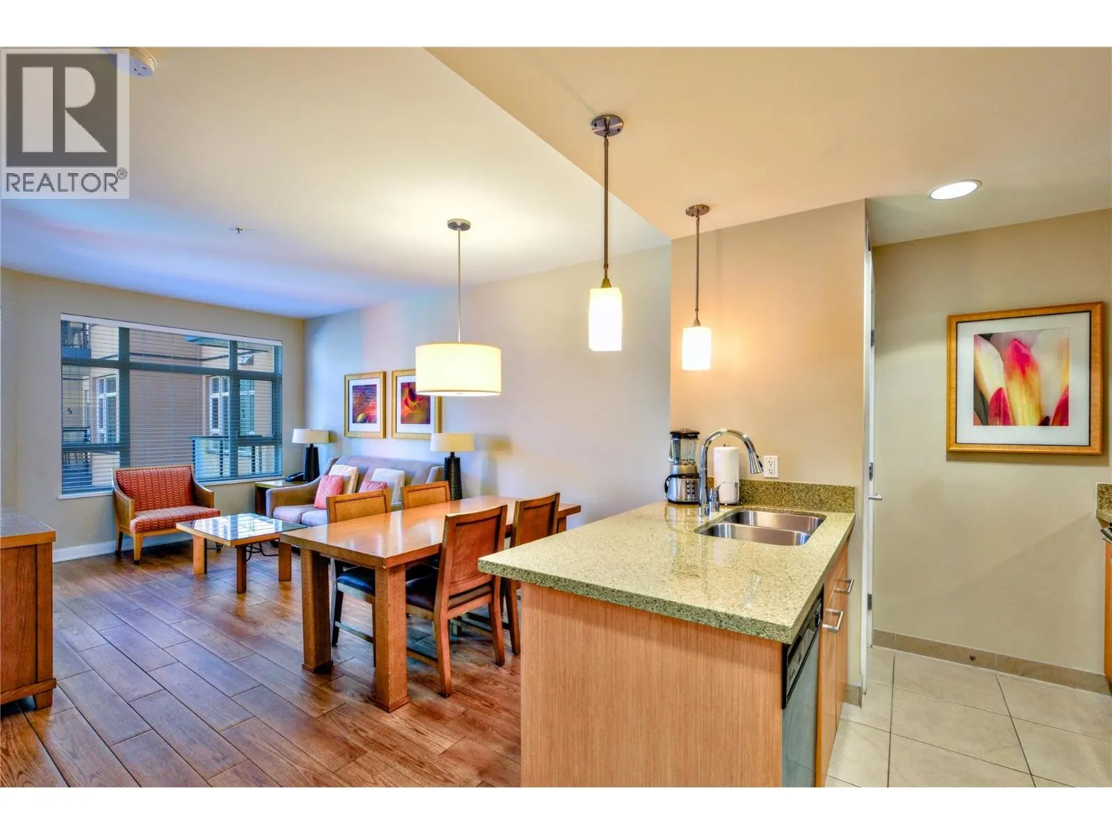 15 PARK Place Unit# 334