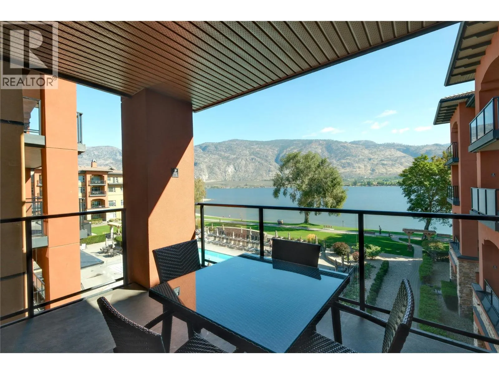 15 PARK Place Unit# 334