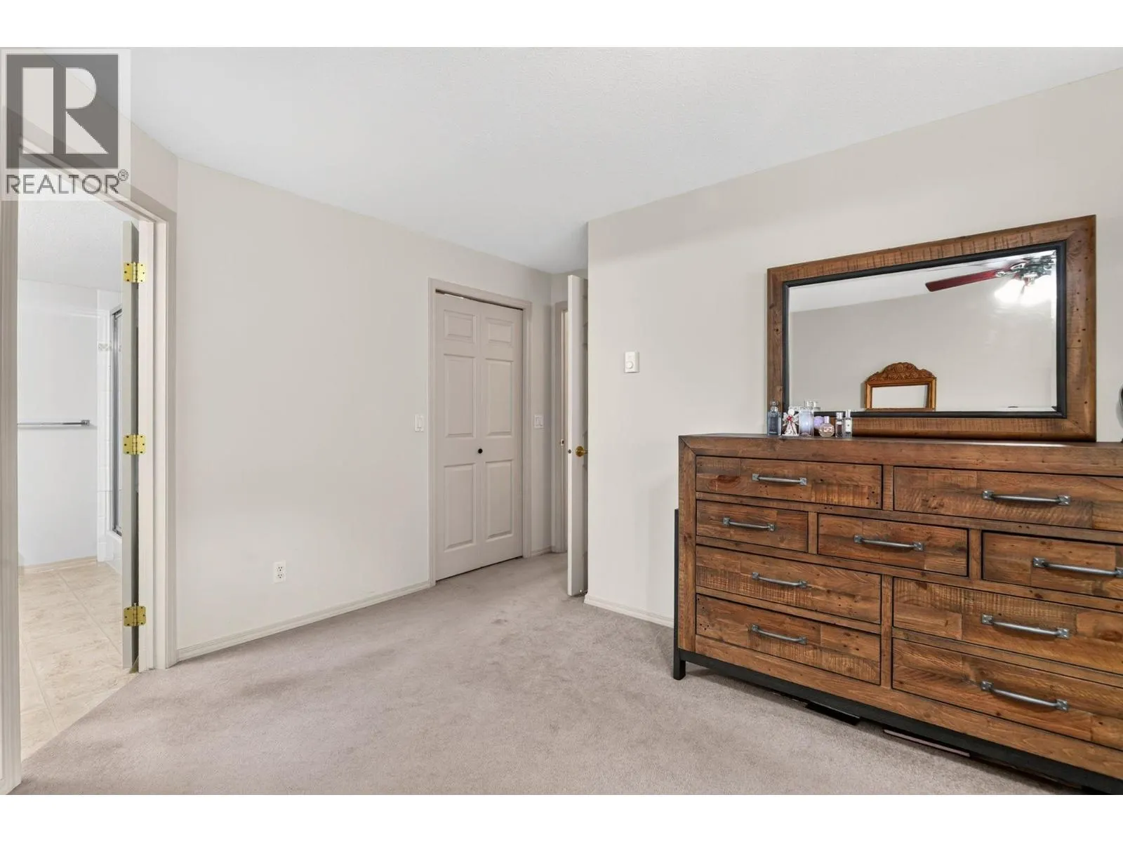 555 Houghton Road Unit# 219