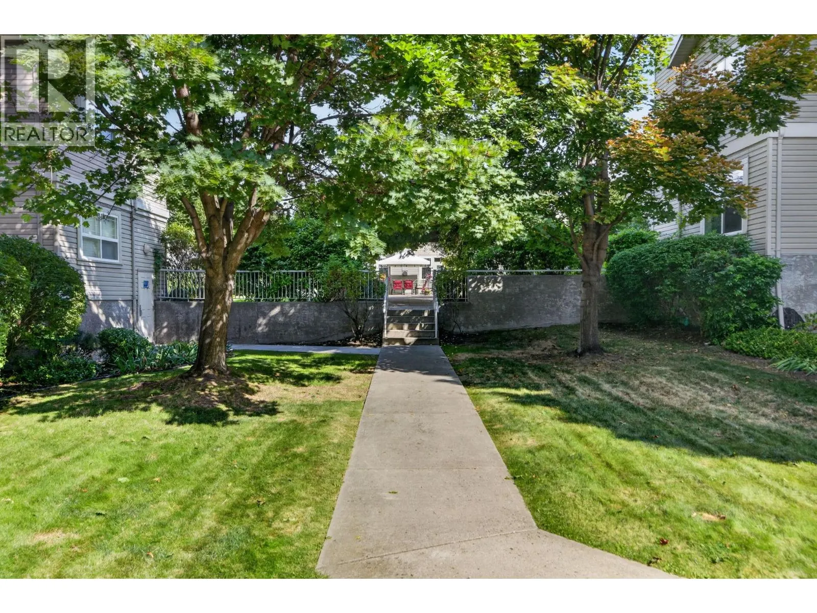 555 Houghton Road Unit# 219