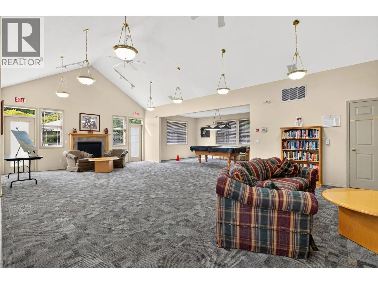 555 Houghton Road Unit# 219
