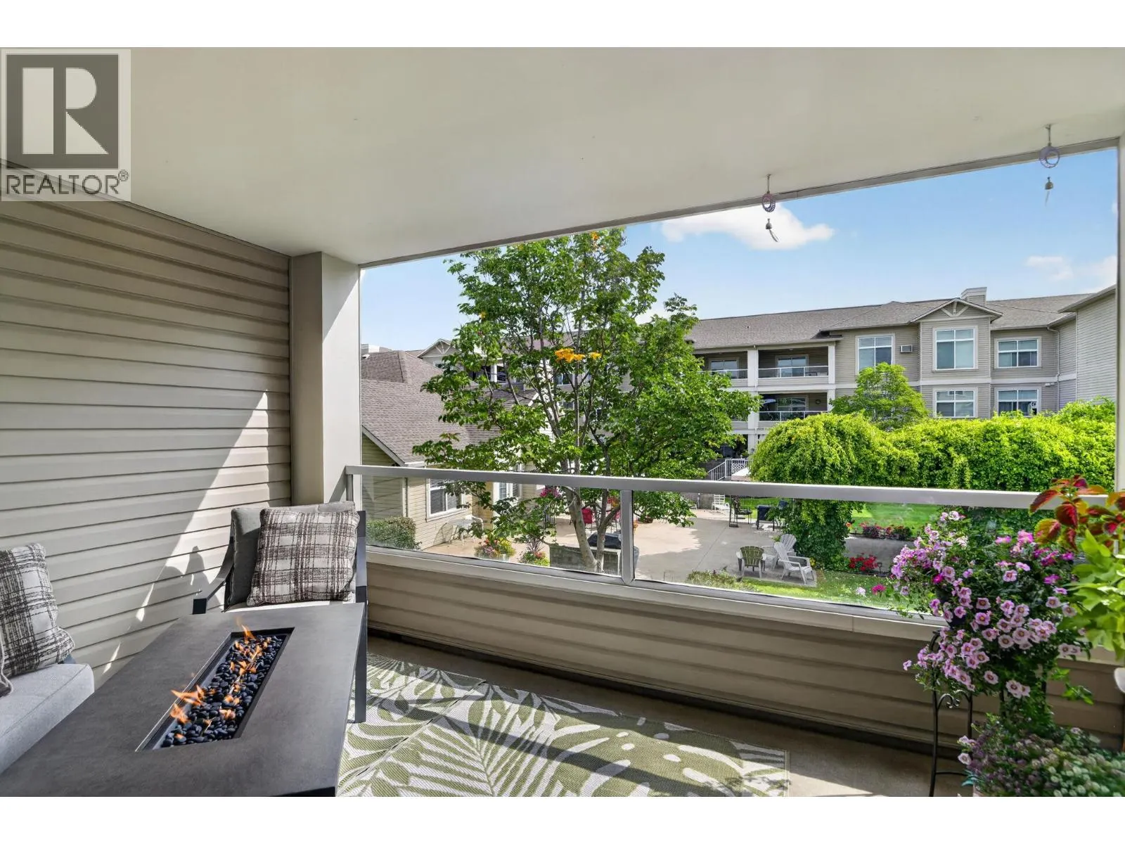 555 Houghton Road Unit# 219