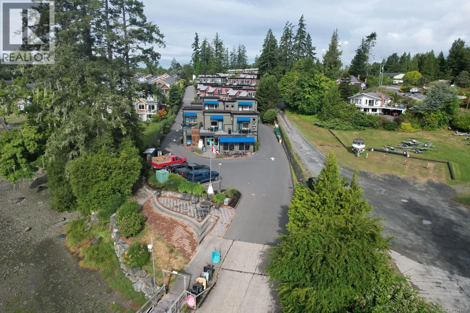 1&2 6971 West Coast Rd