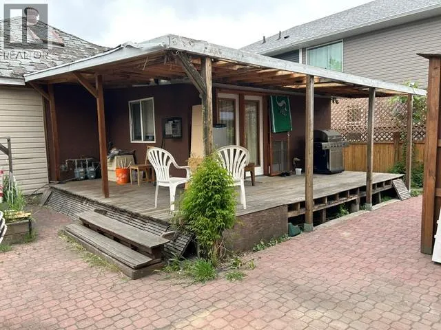 525 Central Avenue