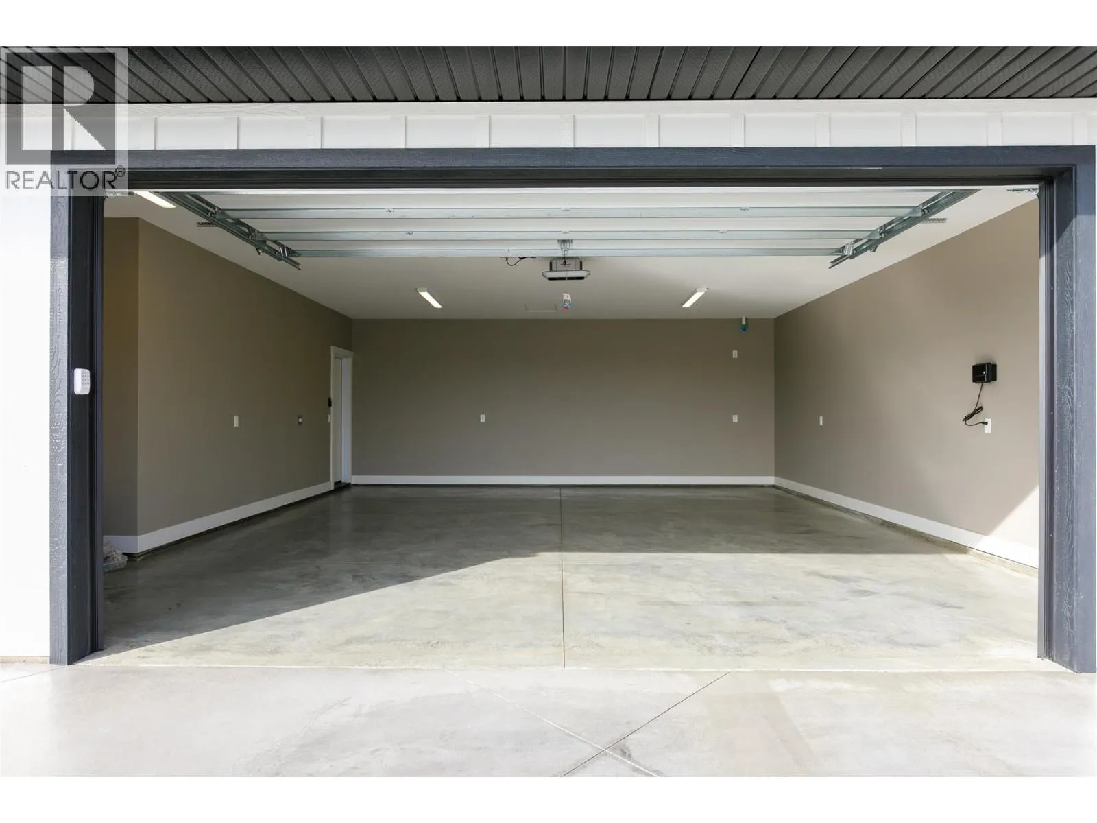3005 Scenic Ridge Drive