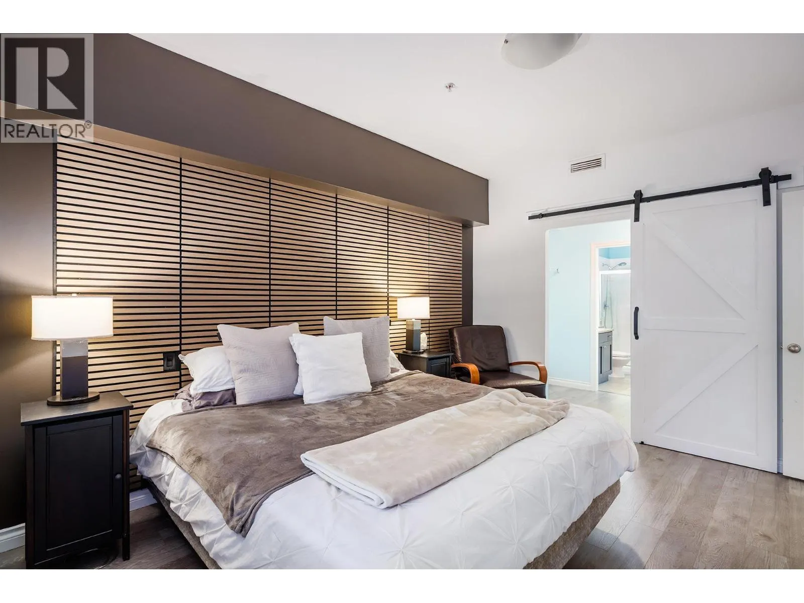 3833 Brown Road Unit# 1102