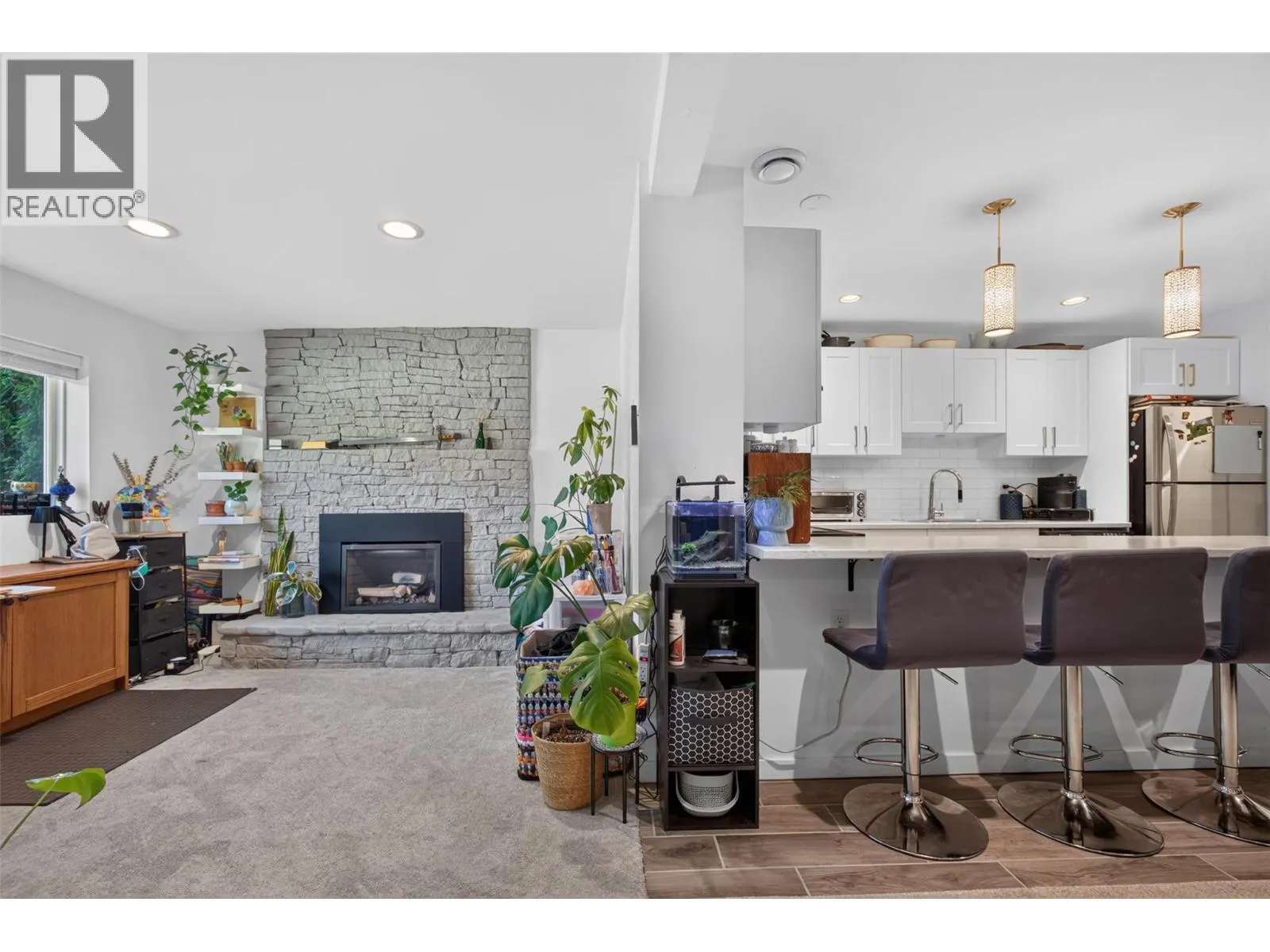 2725 Guidi Road