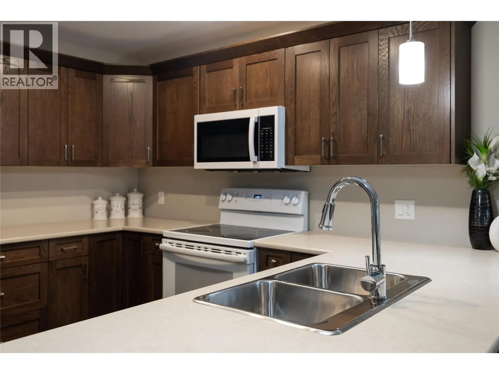 2100 55 Avenue Unit# 56