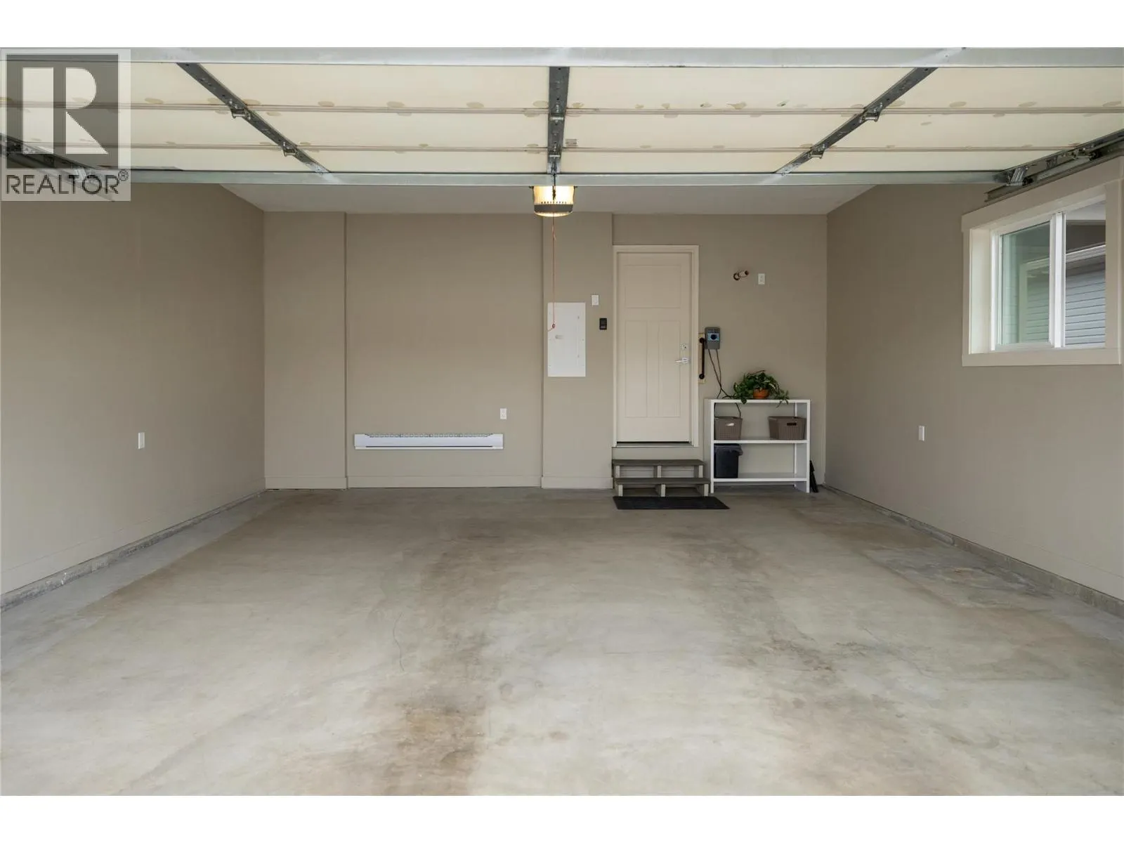2100 55 Avenue Unit# 56
