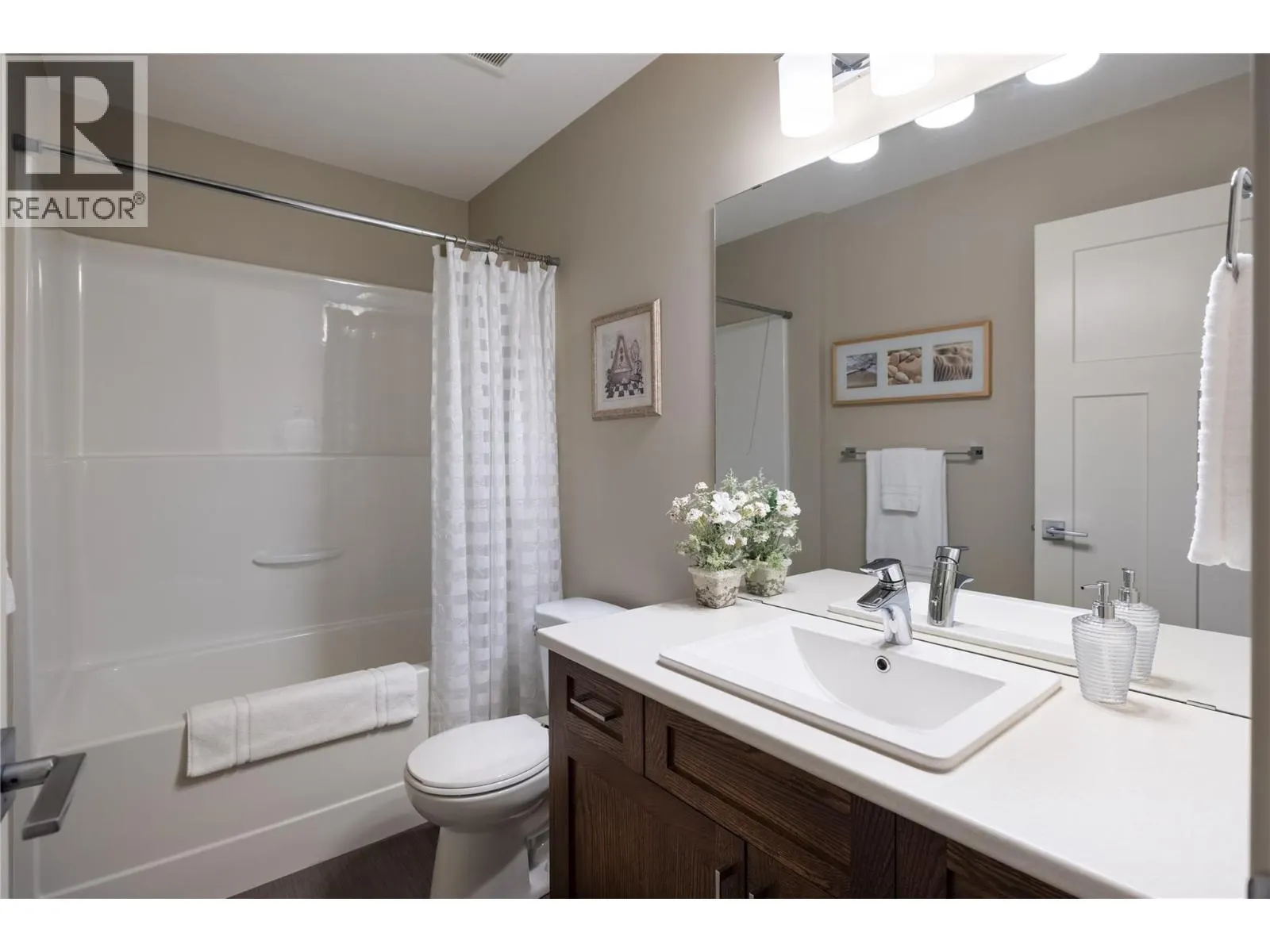 2100 55 Avenue Unit# 56