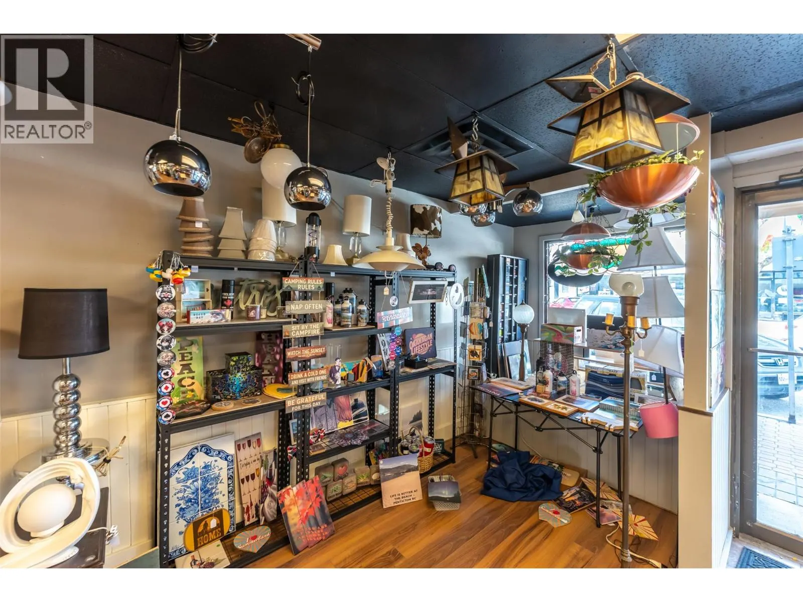 10109 Main Street