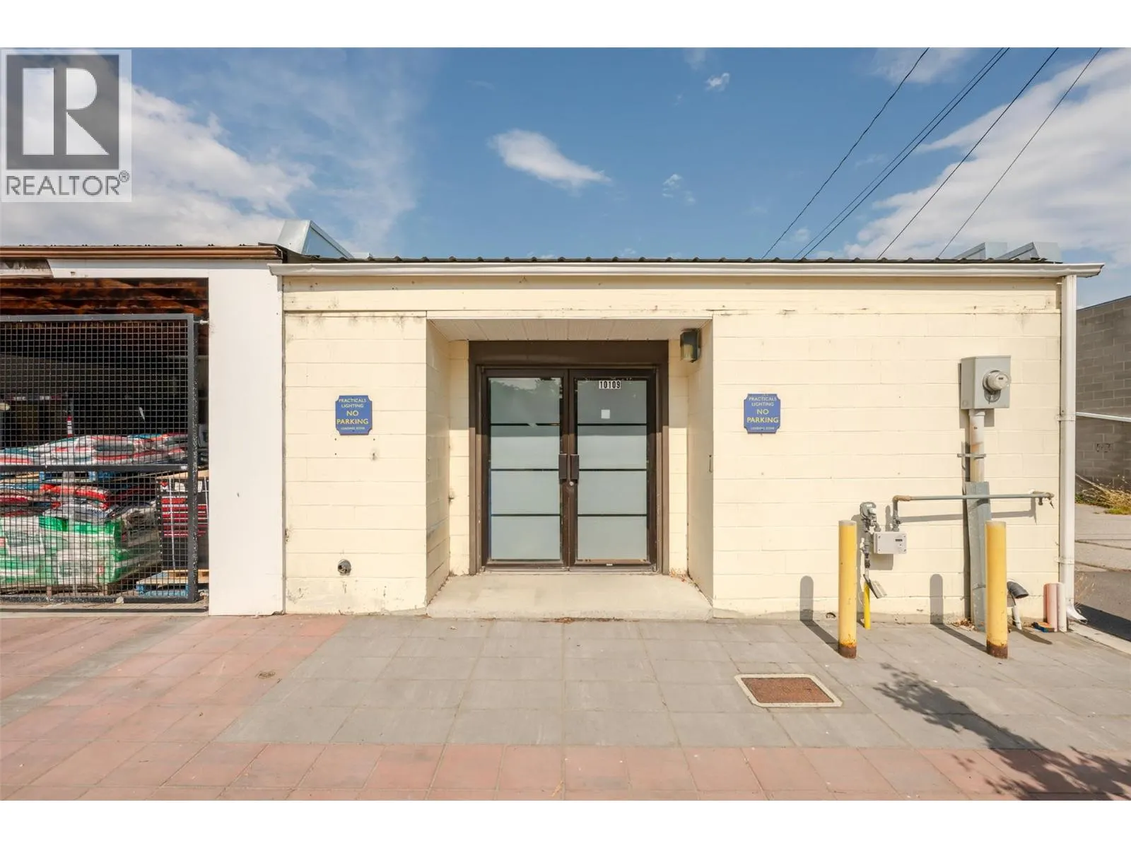 10109 Main Street