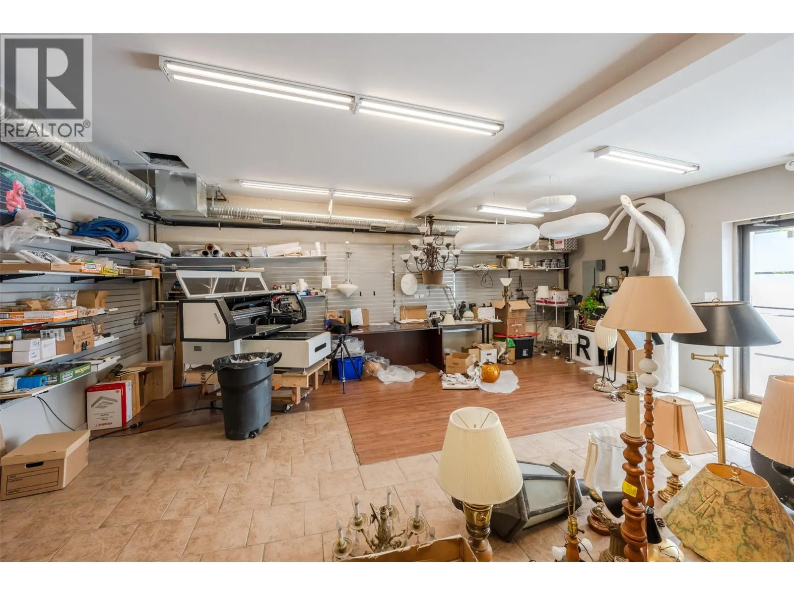 10109 Main Street