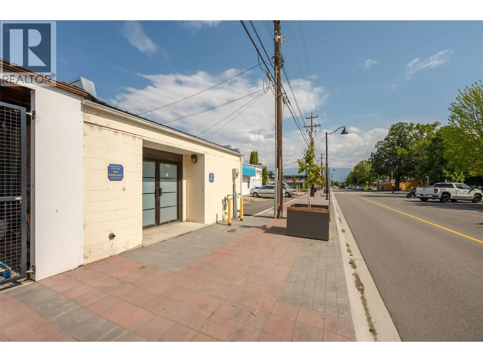 10109 Main Street